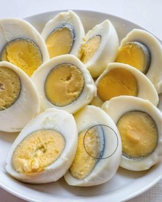 Why Does a Green Ring Appear Around Hard-Boiled Eggs?