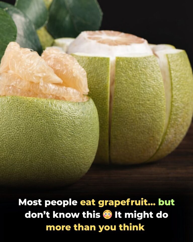 Most people eat grapefruit… but don’t know this 😳 It might do more than you think 👇