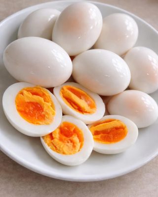 Médicos revelan lo que realmente causa comer huevos todos los días